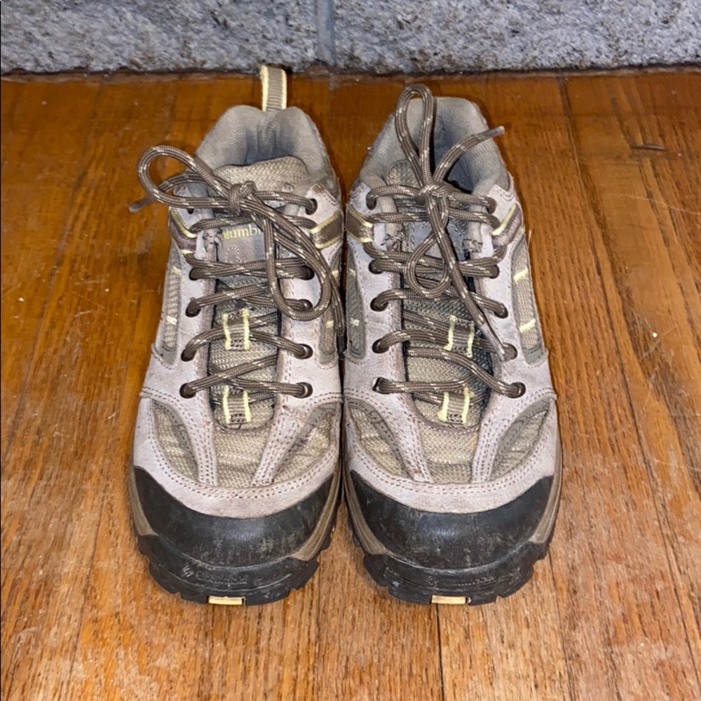 Columbia Hiking boots